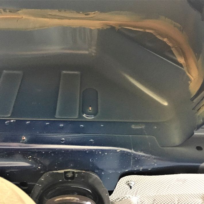 Unterbodenschutz Mike Sanders bei Autoteile Feist aus Thum OT Herold im Erzgebirge
