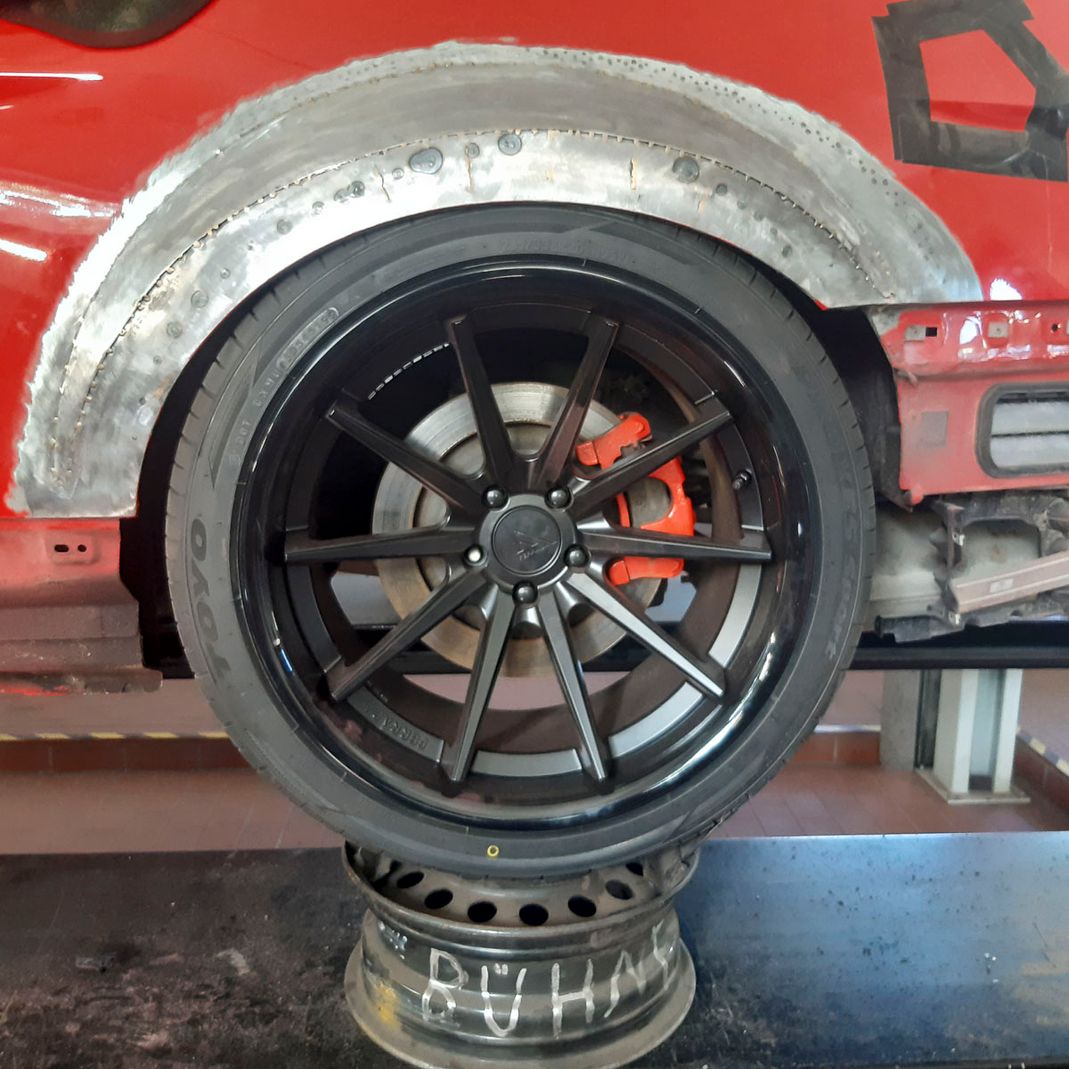 Raritäten - Umbauarbeiten am Mustang - bei Autoteile Feist aus Thum OT Herold im Erzgebirge