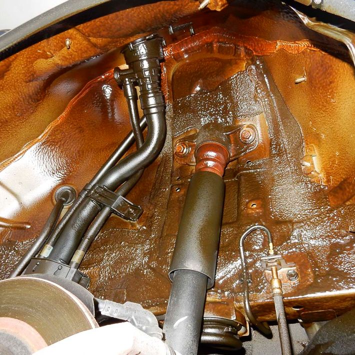 Unterbodenschutz Mike Sanders bei Autoteile Feist aus Thum OT Herold im Erzgebirge
