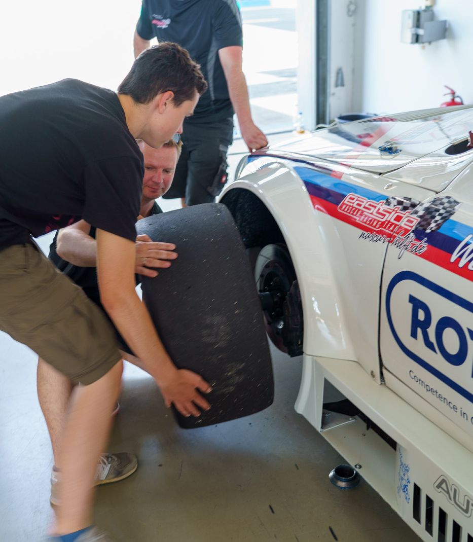 Autoteile Feist - Nascar hilft