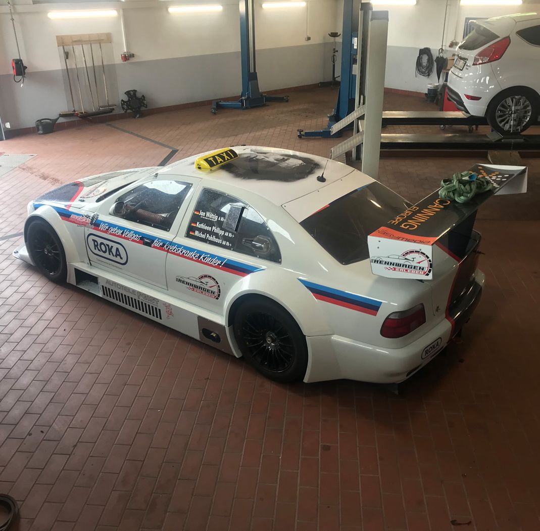 Autoteile Feist - Nascar hilft