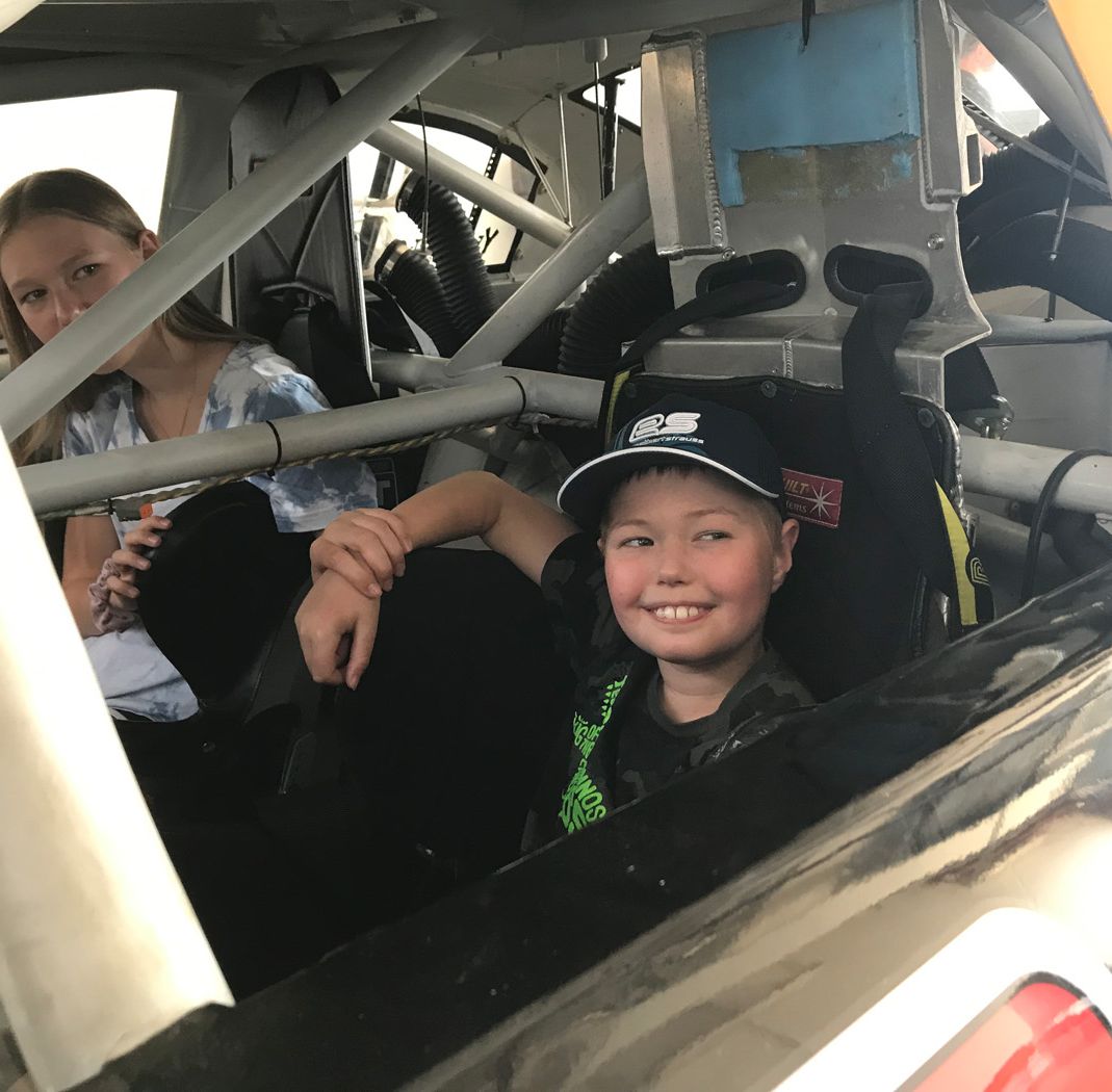 Autoteile Feist - Nascar hilft
