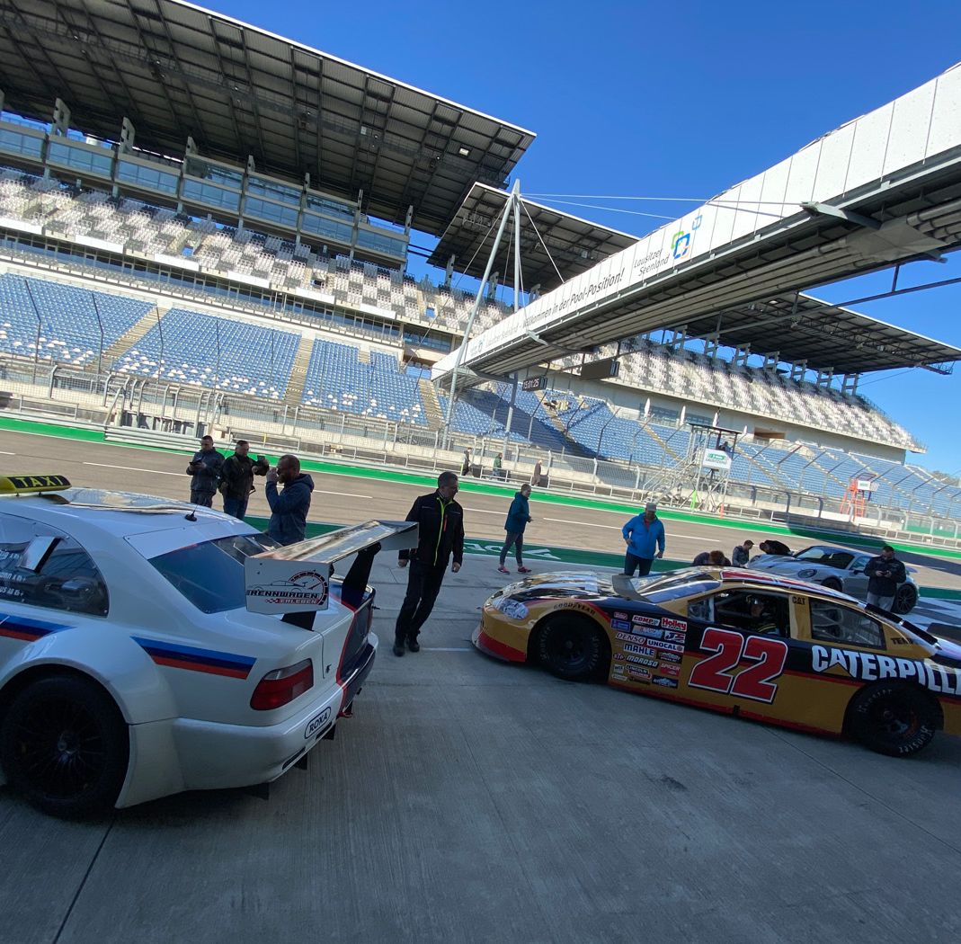 Autoteile Feist - Nascar hilft